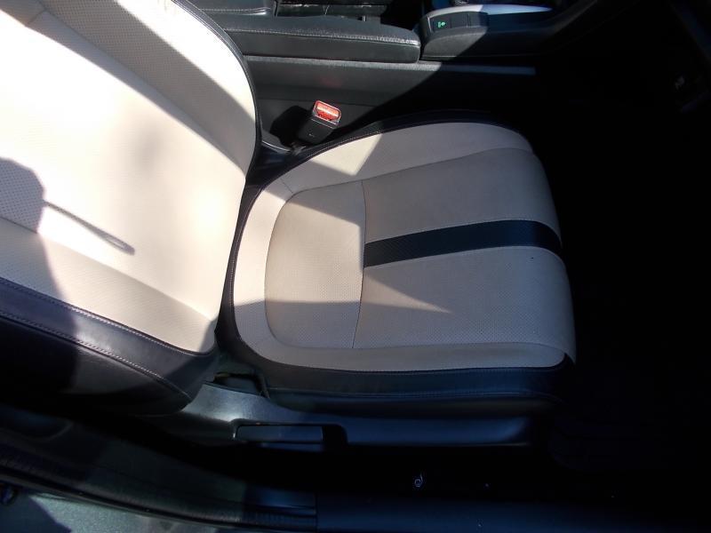Honda Civic Hatchback EX-L Navi CVT 2017