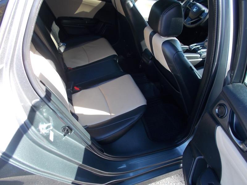 Honda Civic Hatchback EX-L Navi CVT 2017