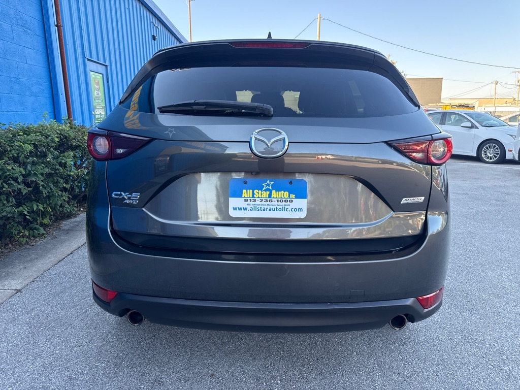 2017 Mazda CX-5 Touring photo 4