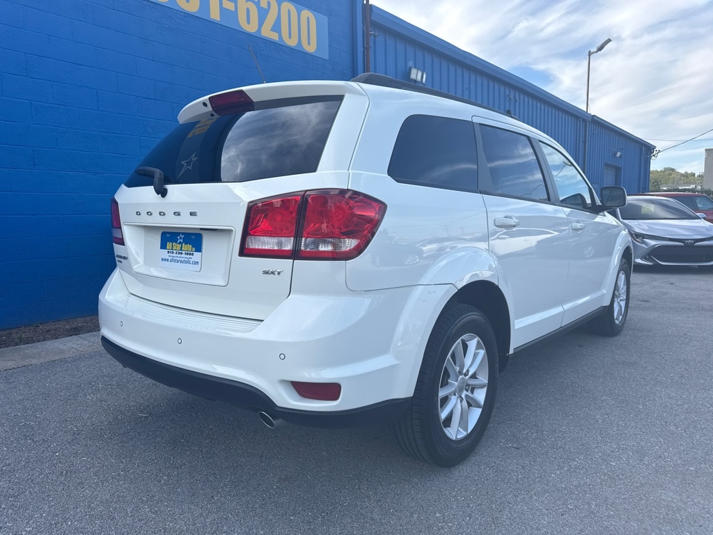2015 Dodge Journey SXT photo 2