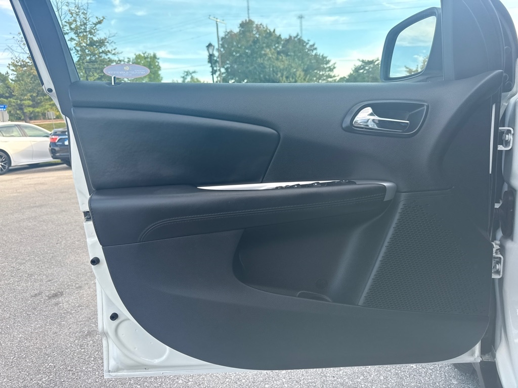 2015 Dodge Journey SXT photo 8