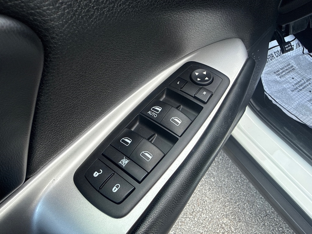 2015 Dodge Journey SXT photo 9