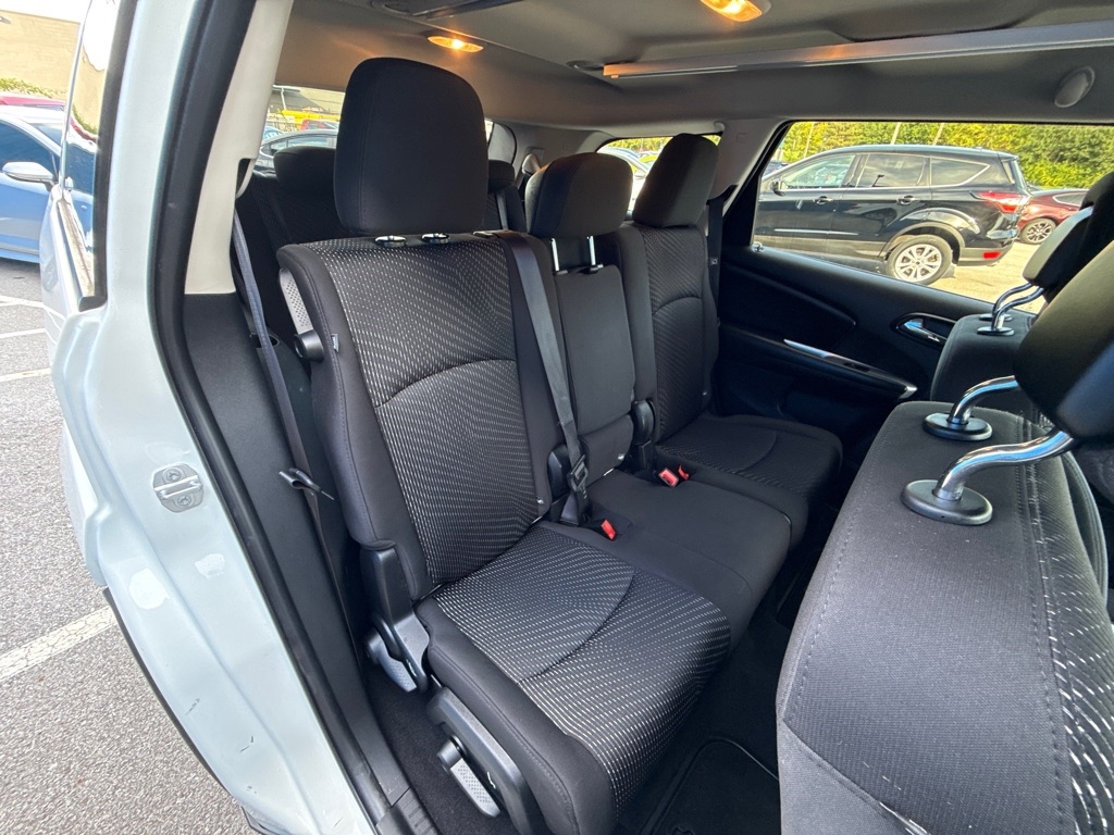 2015 Dodge Journey SXT photo 29