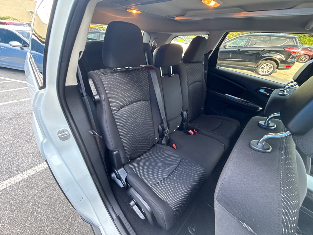 2015 Dodge Journey SXT photo 31