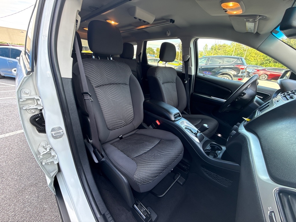 2015 Dodge Journey SXT photo 33