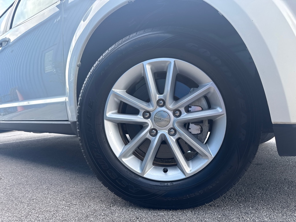 2015 Dodge Journey SXT photo 37