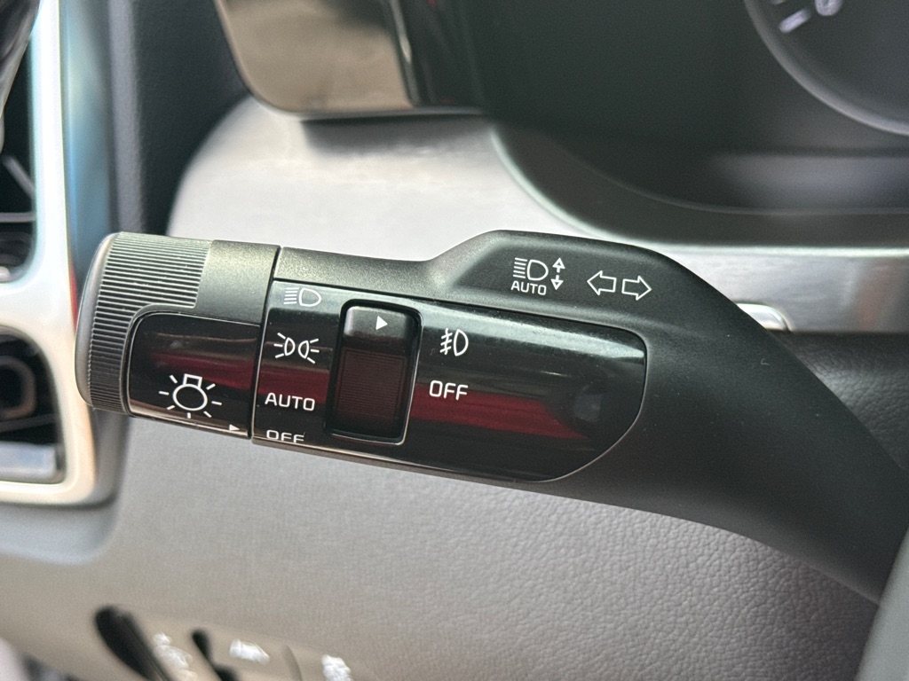 2022 Kia Sorento SX photo 19