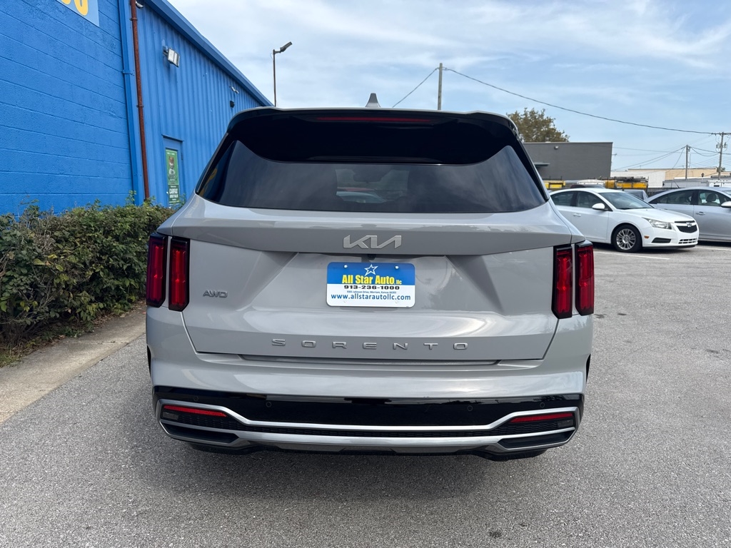 Kia Sorento SX 4D SUV AWD 2022