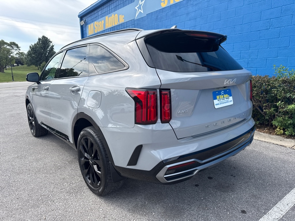 Kia Sorento SX 4D SUV AWD 2022