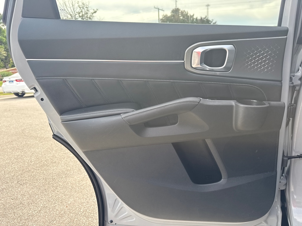 Kia Sorento SX 4D SUV AWD 2022