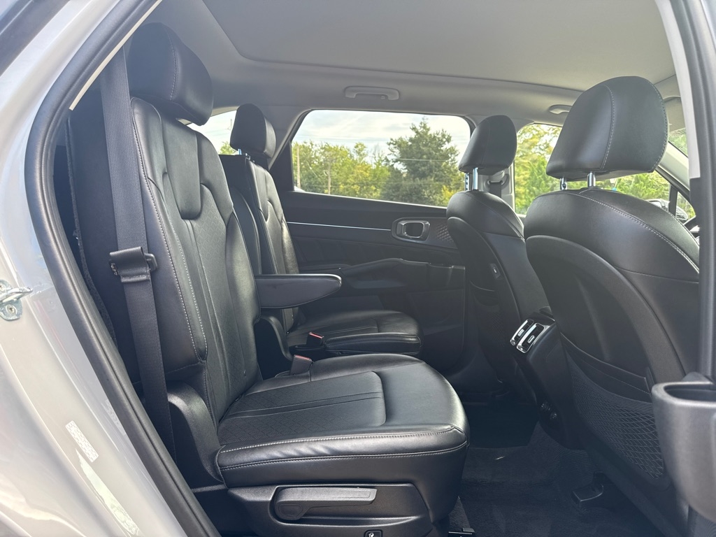 Kia Sorento SX 4D SUV AWD 2022