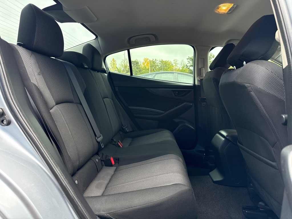 Subaru Impreza 2.0i Premium 4-door CVT 2019 Subaru Impreza 2.0i Premium 4-door CVT 2019
