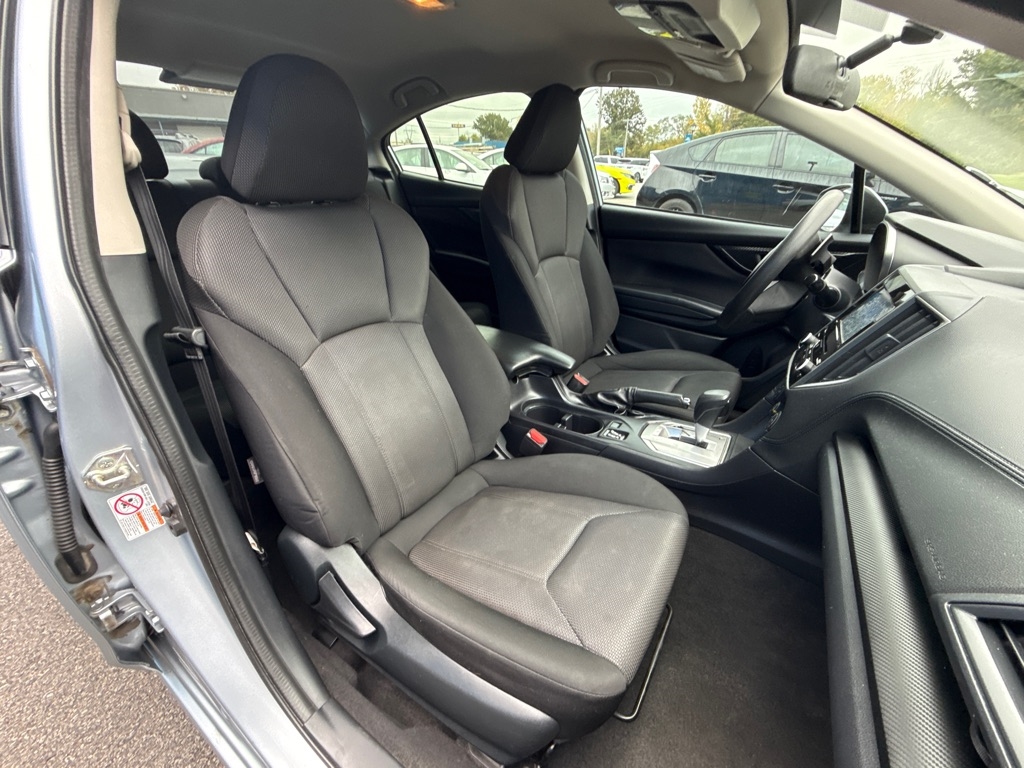 Subaru Impreza 2.0i Premium 4-door CVT 2019 Subaru Impreza 2.0i Premium 4-door CVT 2019