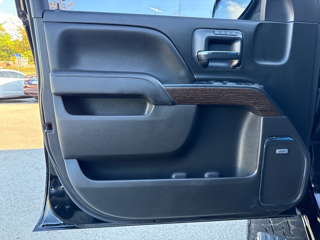 GMC Sierra 1500 Denali Crew Cab 4WD 2018 GMC Sierra 1500 Denali Crew Cab 4WD 2018