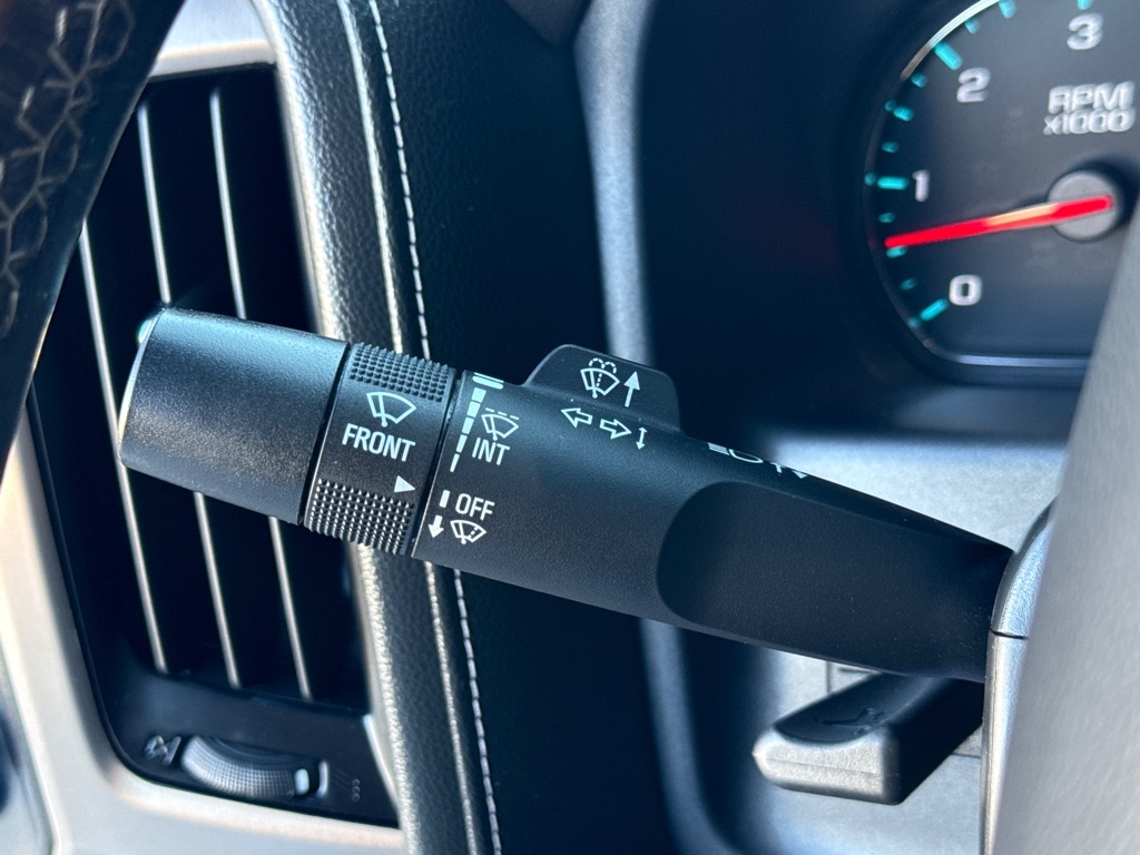 GMC Sierra 1500 Denali Crew Cab 4WD 2018 GMC Sierra 1500 Denali Crew Cab 4WD 2018