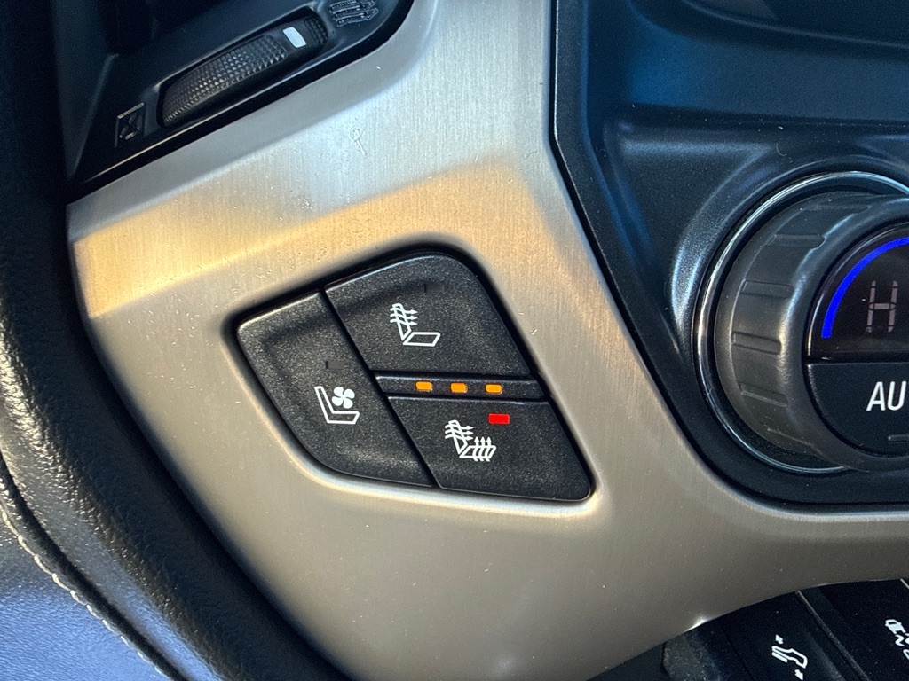 GMC Sierra 1500 Denali Crew Cab 4WD 2018 GMC Sierra 1500 Denali Crew Cab 4WD 2018