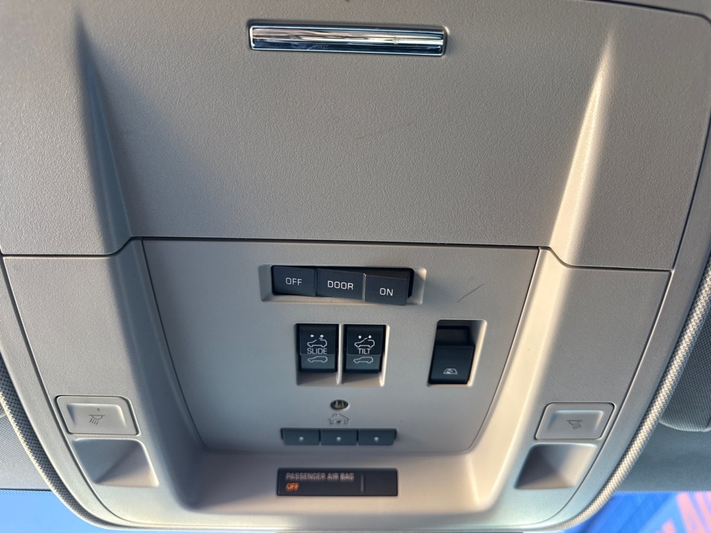 GMC Sierra 1500 Denali Crew Cab 4WD 2018 GMC Sierra 1500 Denali Crew Cab 4WD 2018