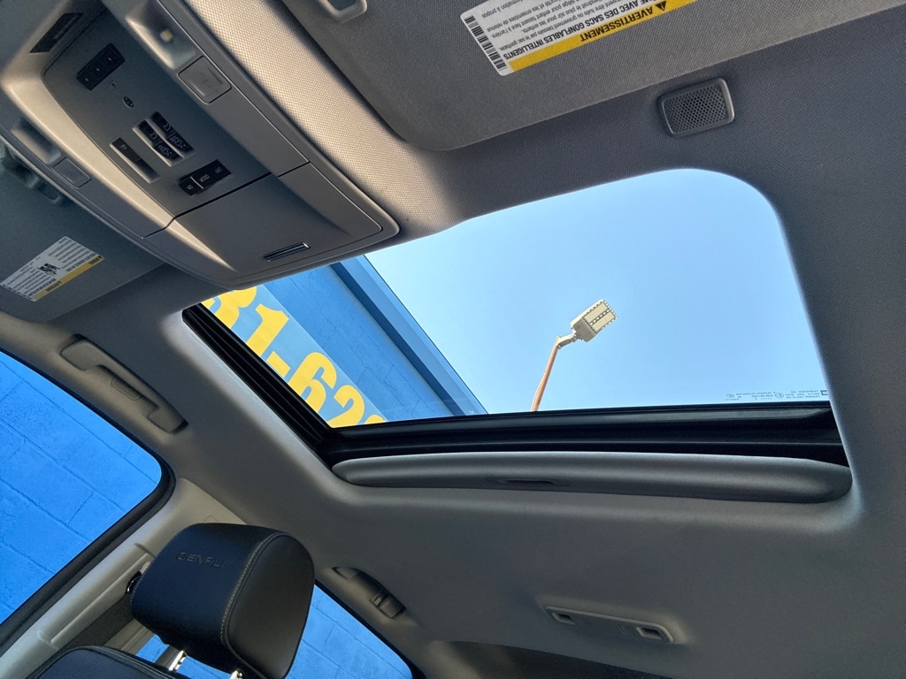 GMC Sierra 1500 Denali Crew Cab 4WD 2018 GMC Sierra 1500 Denali Crew Cab 4WD 2018