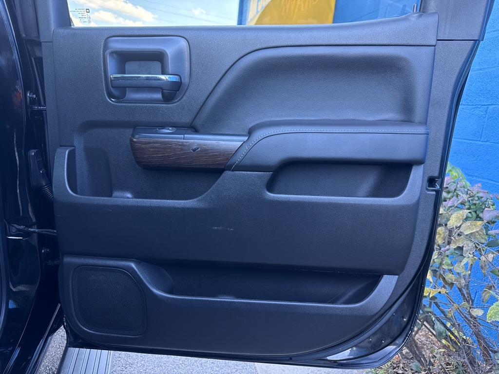 GMC Sierra 1500 Denali Crew Cab 4WD 2018 GMC Sierra 1500 Denali Crew Cab 4WD 2018