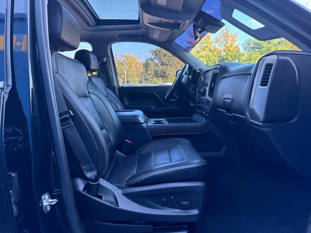 GMC Sierra 1500 Denali Crew Cab 4WD 2018 GMC Sierra 1500 Denali Crew Cab 4WD 2018