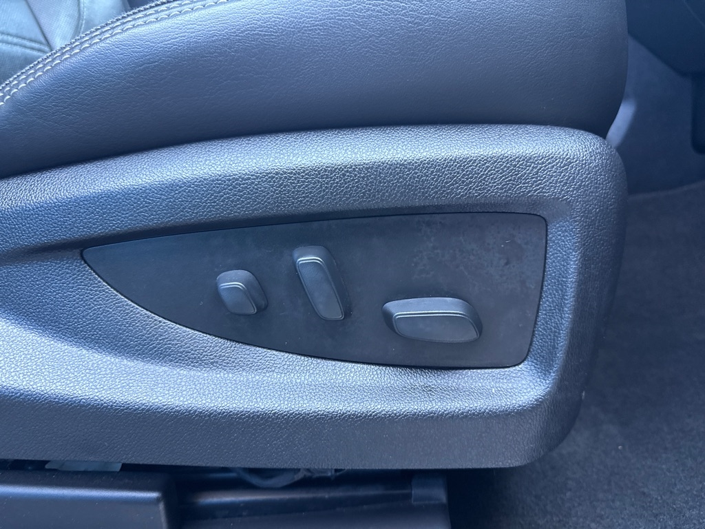 GMC Sierra 1500 Denali Crew Cab 4WD 2018 GMC Sierra 1500 Denali Crew Cab 4WD 2018