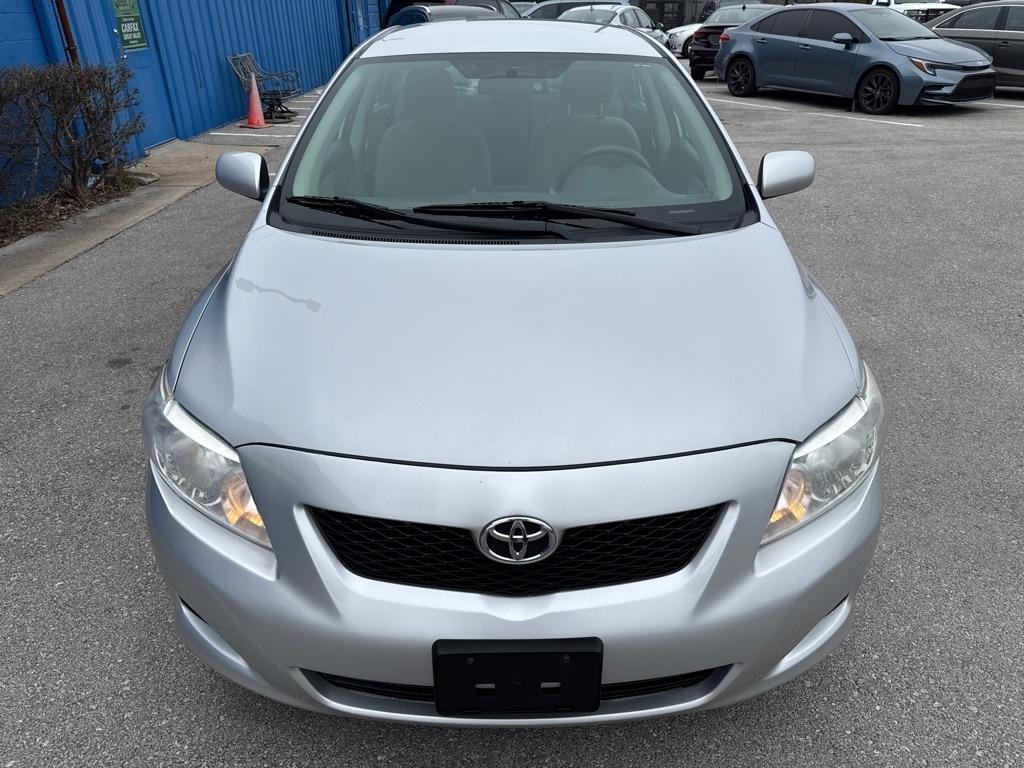 Toyota Corolla  2010