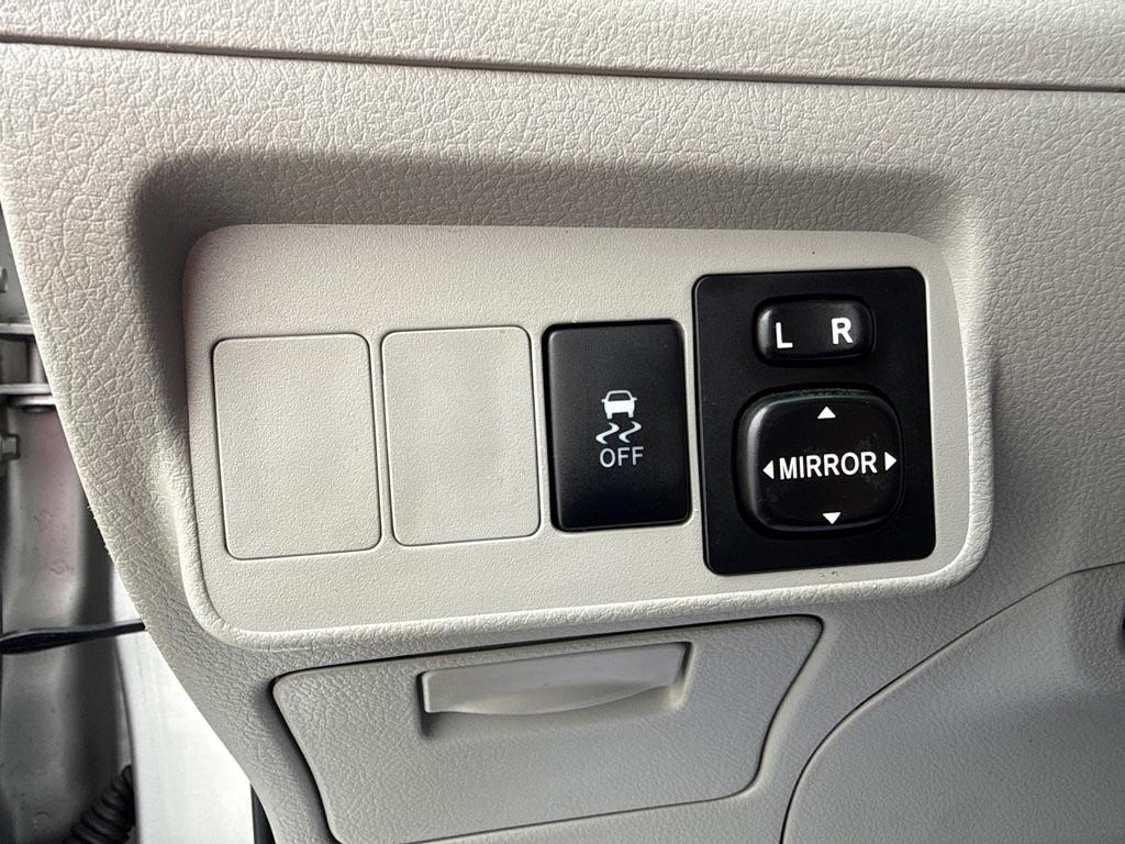 Toyota Corolla  2010