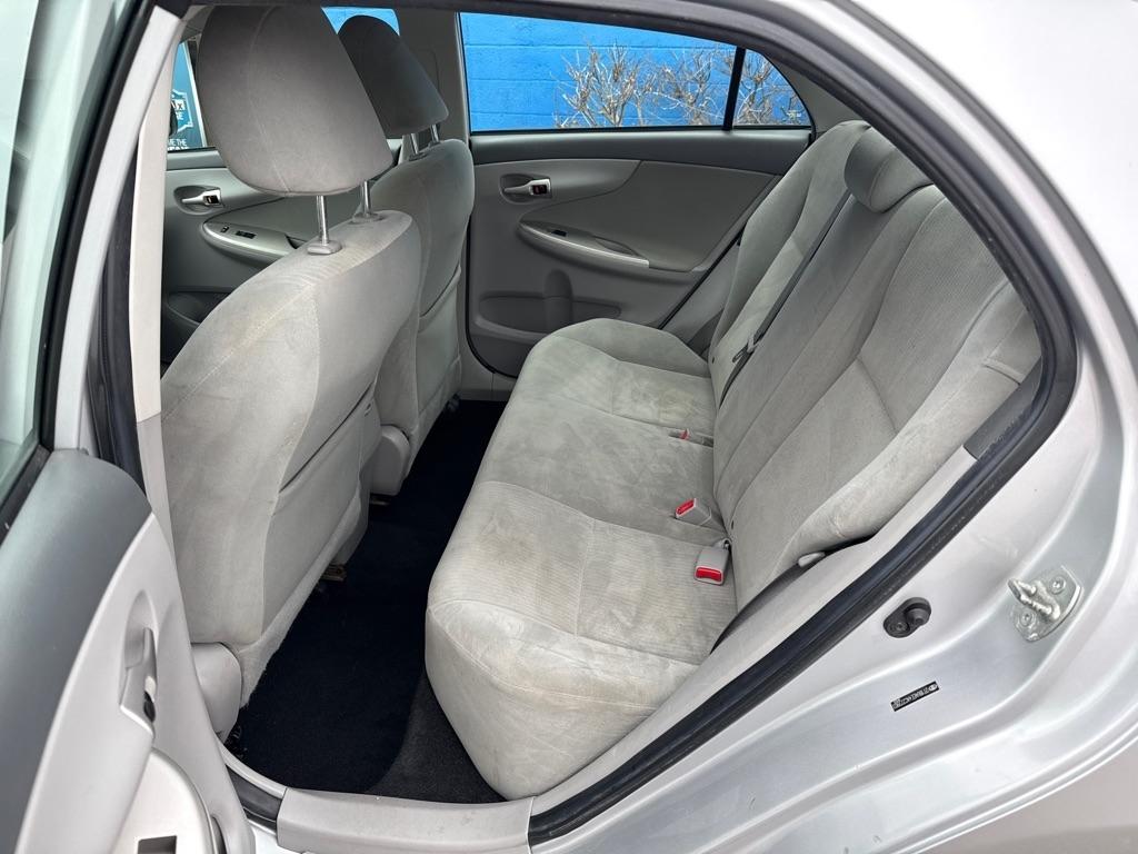 Toyota Corolla  2010