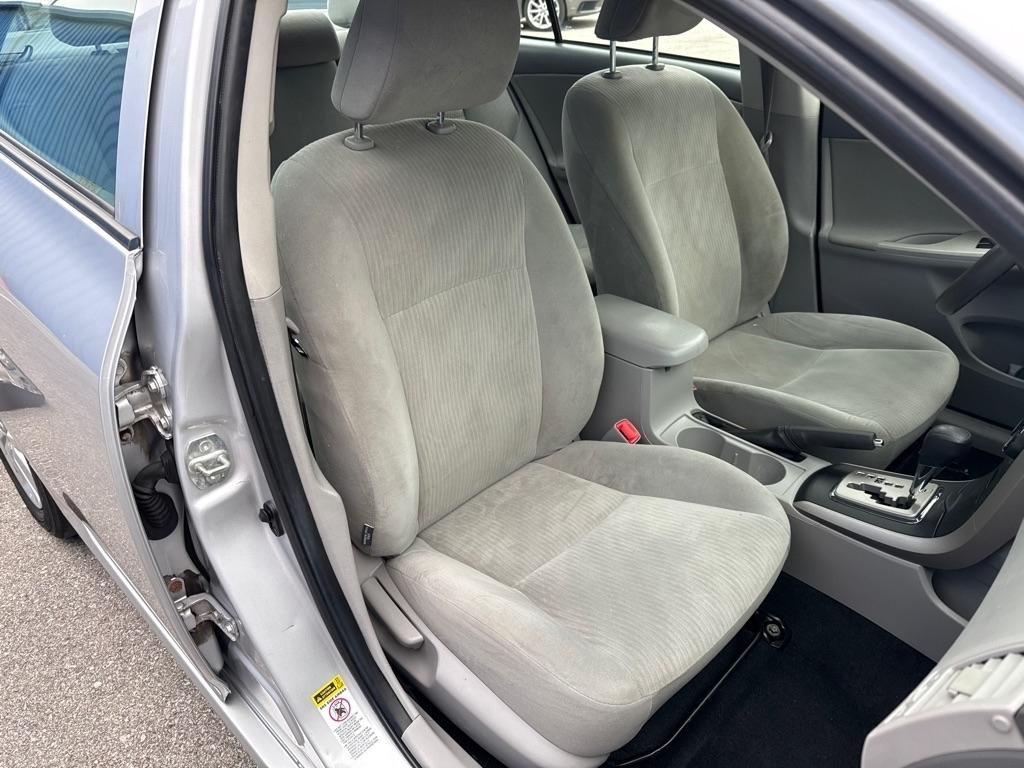 Toyota Corolla  2010