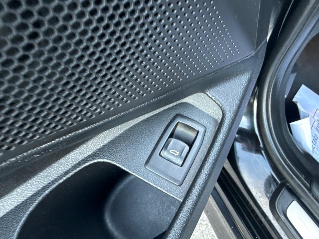 BMW 3 Series 330xi 4dr Sdn AWD 2020