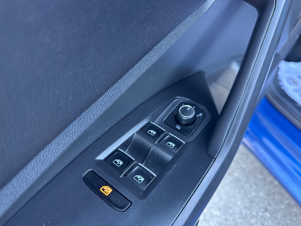 Volkswagen Jetta SE 4D Sedan at 2024