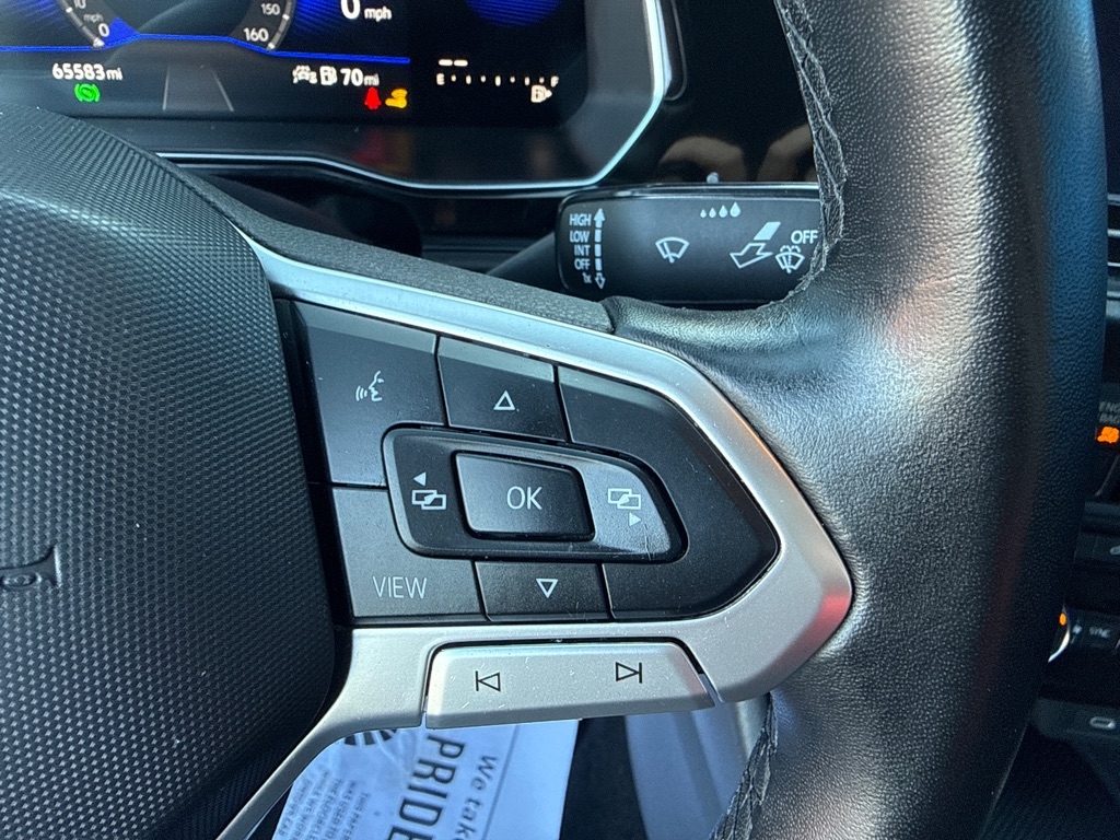 Volkswagen Jetta SE 4D Sedan at 2024