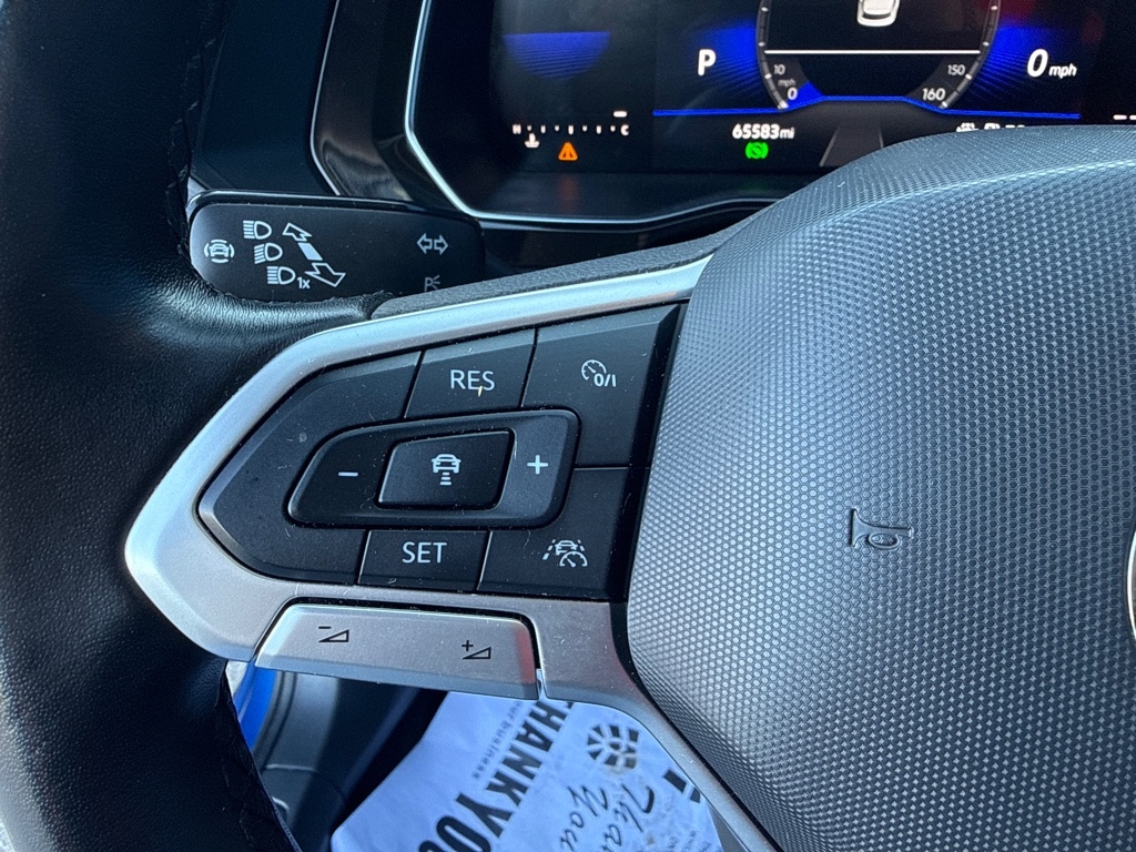 Volkswagen Jetta SE 4D Sedan at 2024