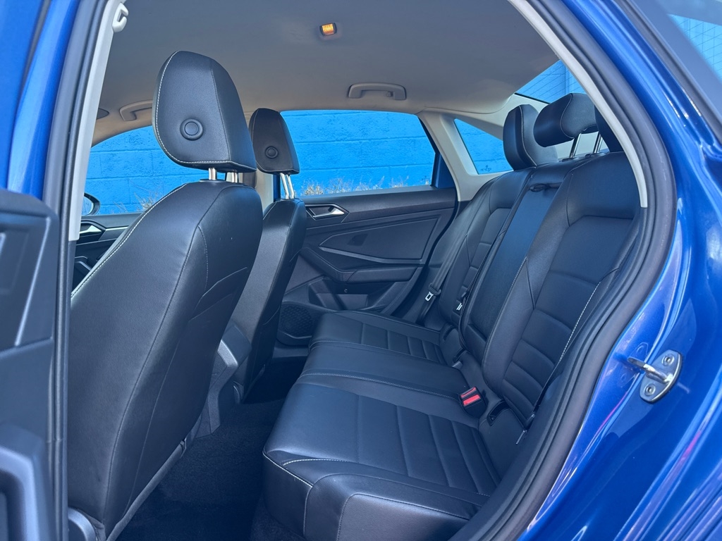 Volkswagen Jetta SE 4D Sedan at 2024