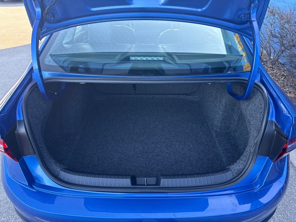 Volkswagen Jetta SE 4D Sedan at 2024