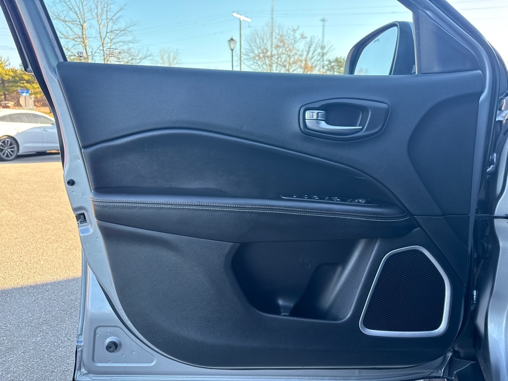 Jeep Compass Latitude 4D SUV 4WD 2020