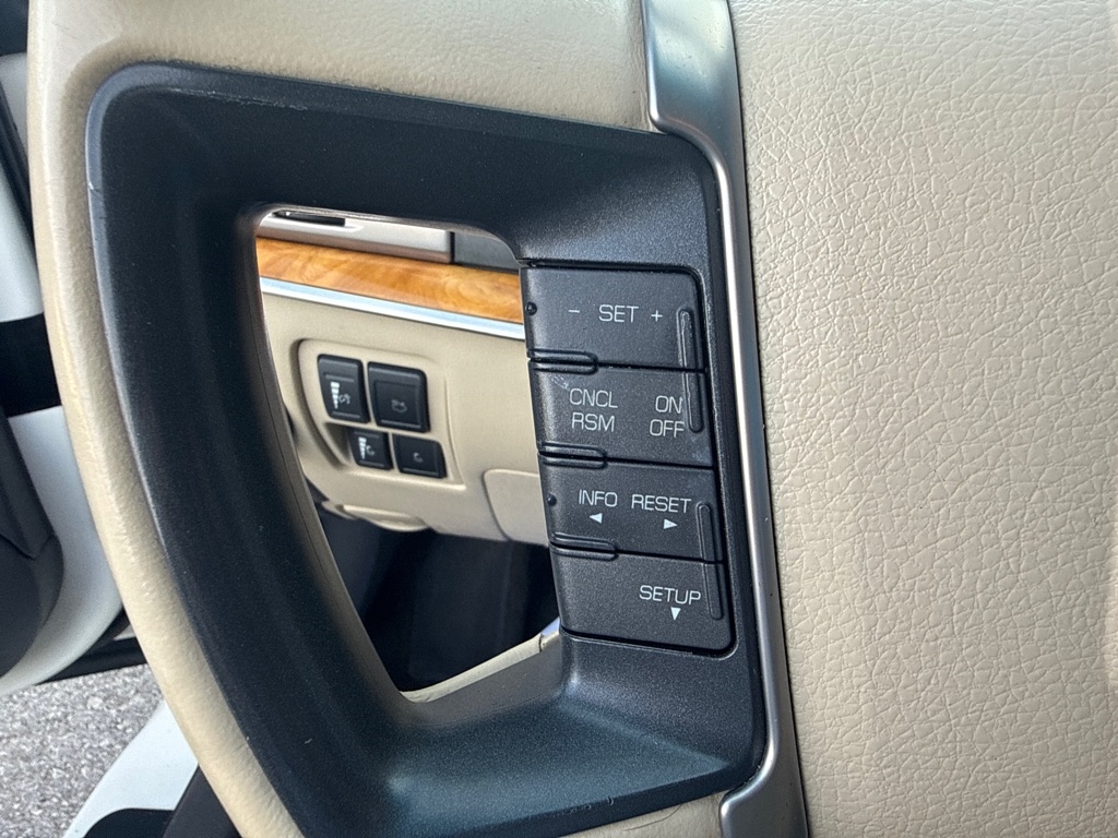 Lincoln MKZ 4dr Sdn Hybrid FWD 2012