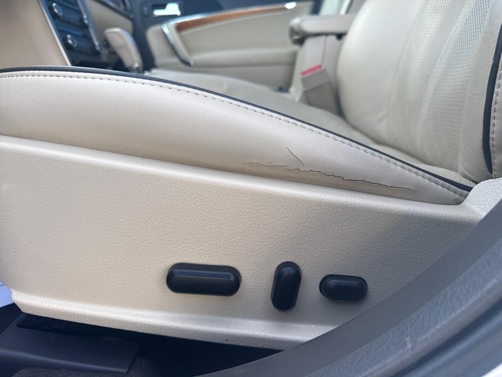 Lincoln MKZ 4dr Sdn Hybrid FWD 2012