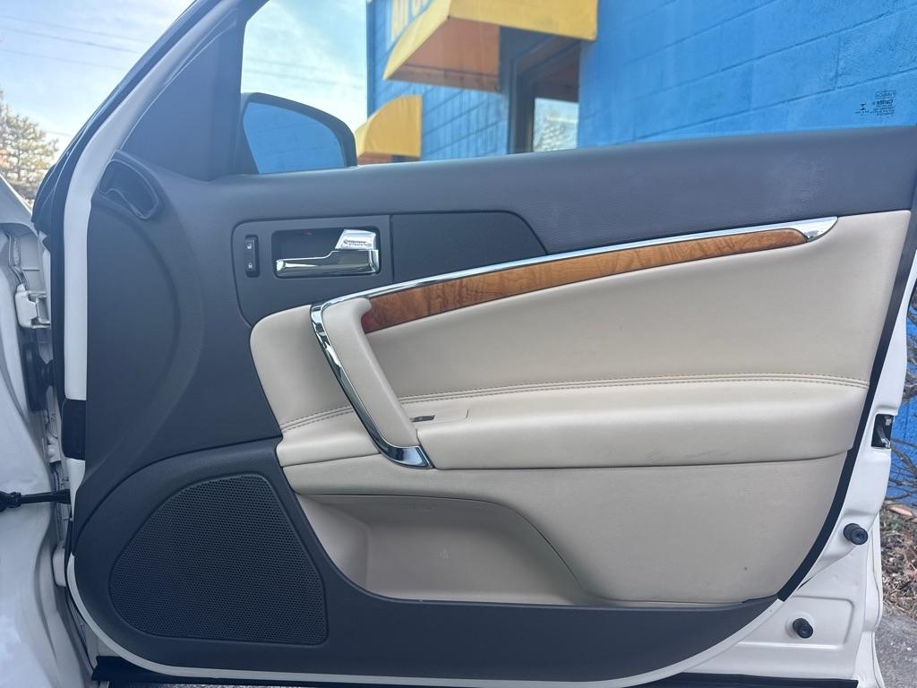 Lincoln MKZ 4dr Sdn Hybrid FWD 2012