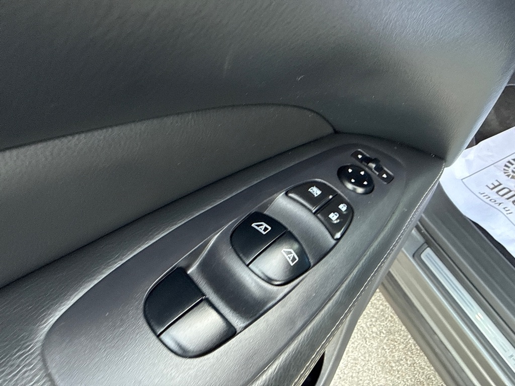 Nissan Pathfinder 4WD 4dr Platinum 2018