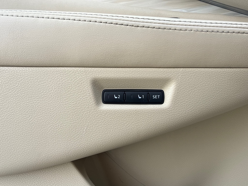 Nissan Murano Platinum AWD 2015