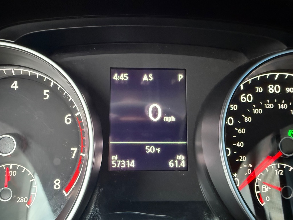 Volkswagen Golf 4dr HB Auto TSI SEL 2017