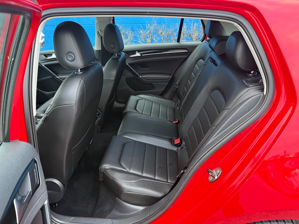 Volkswagen Golf 4dr HB Auto TSI SEL 2017