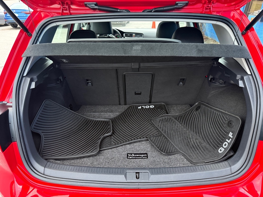 Volkswagen Golf 4dr HB Auto TSI SEL 2017