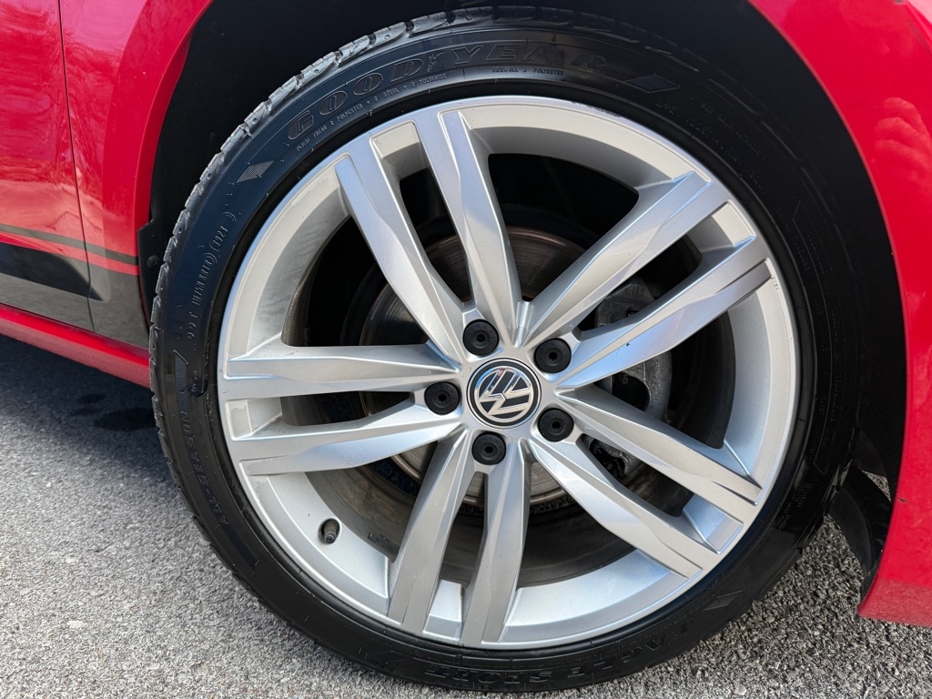 Volkswagen Golf 4dr HB Auto TSI SEL 2017