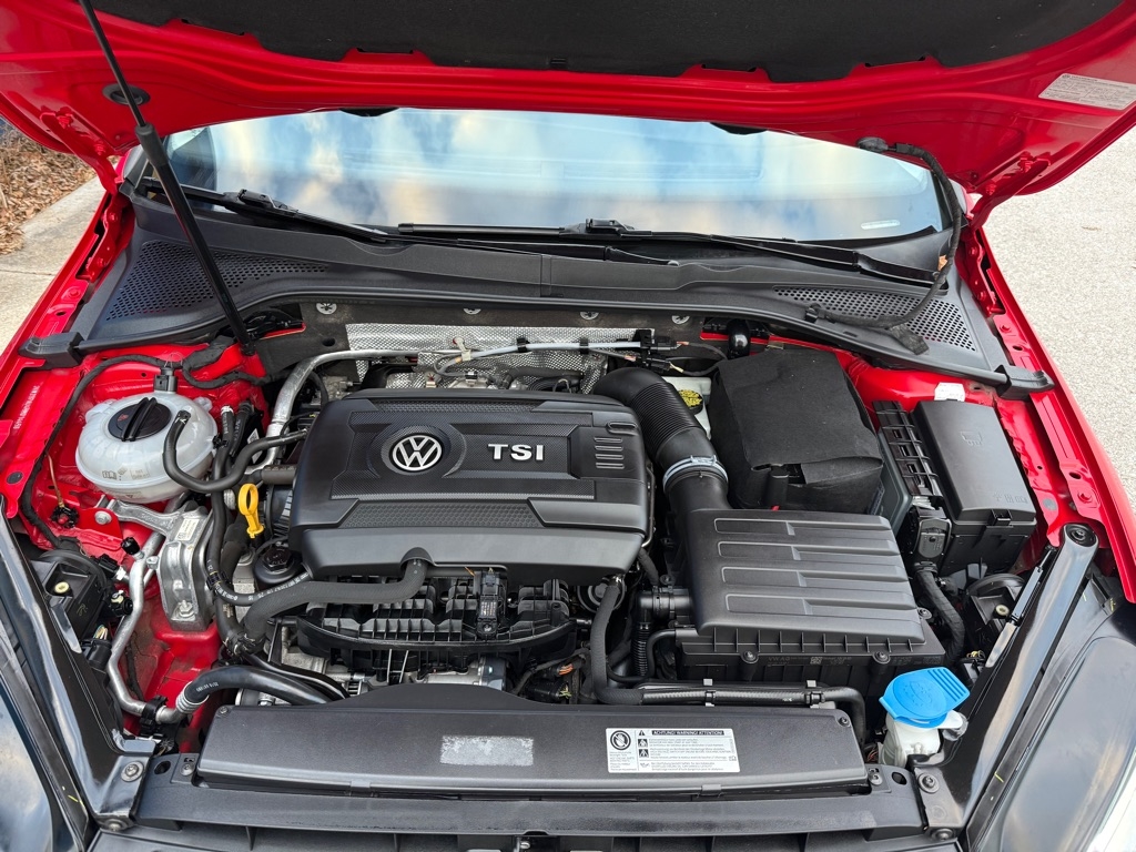 Volkswagen Golf 4dr HB Auto TSI SEL 2017