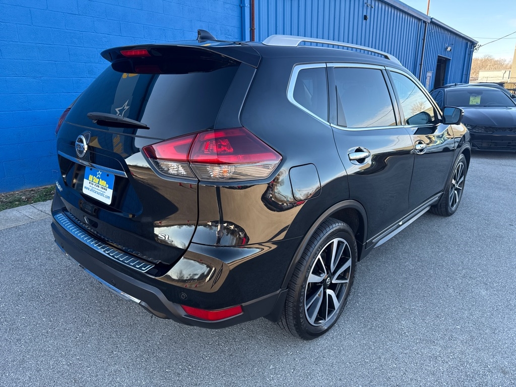 Nissan Rogue  2020