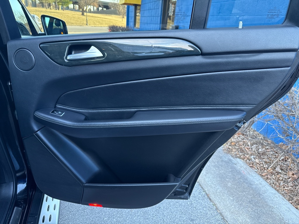 Mercedes-Benz GLS  2017