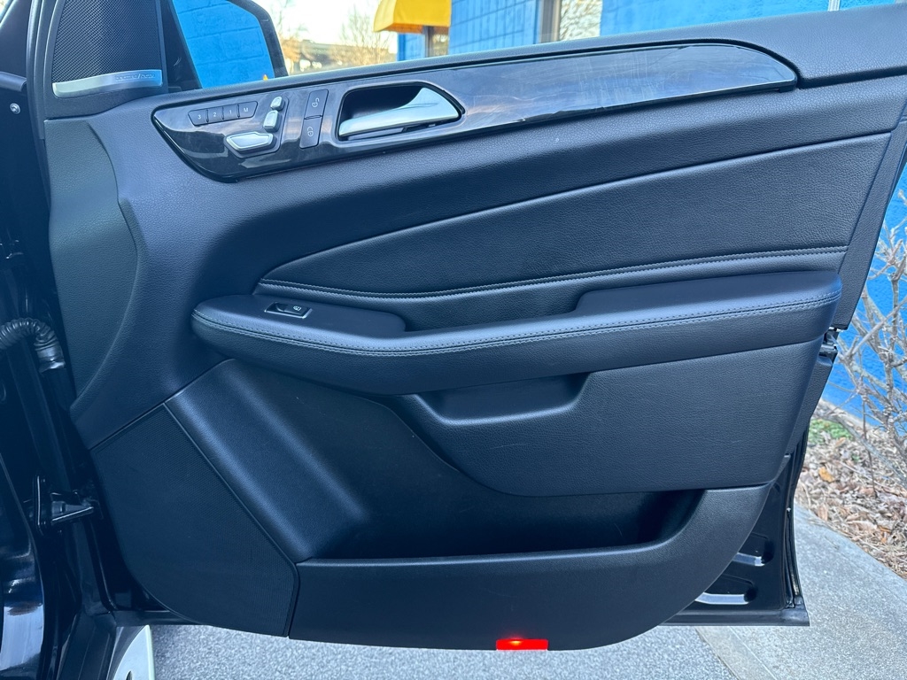 Mercedes-Benz GLS  2017