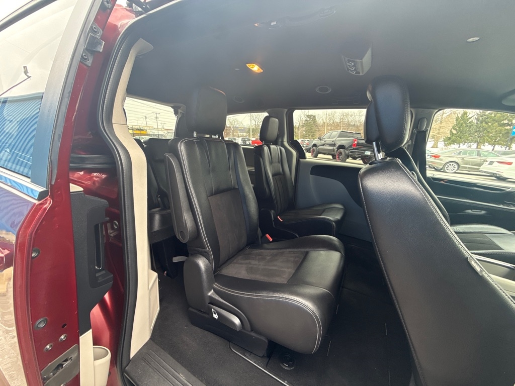 Dodge Grand Caravan SXT 2WD 2019